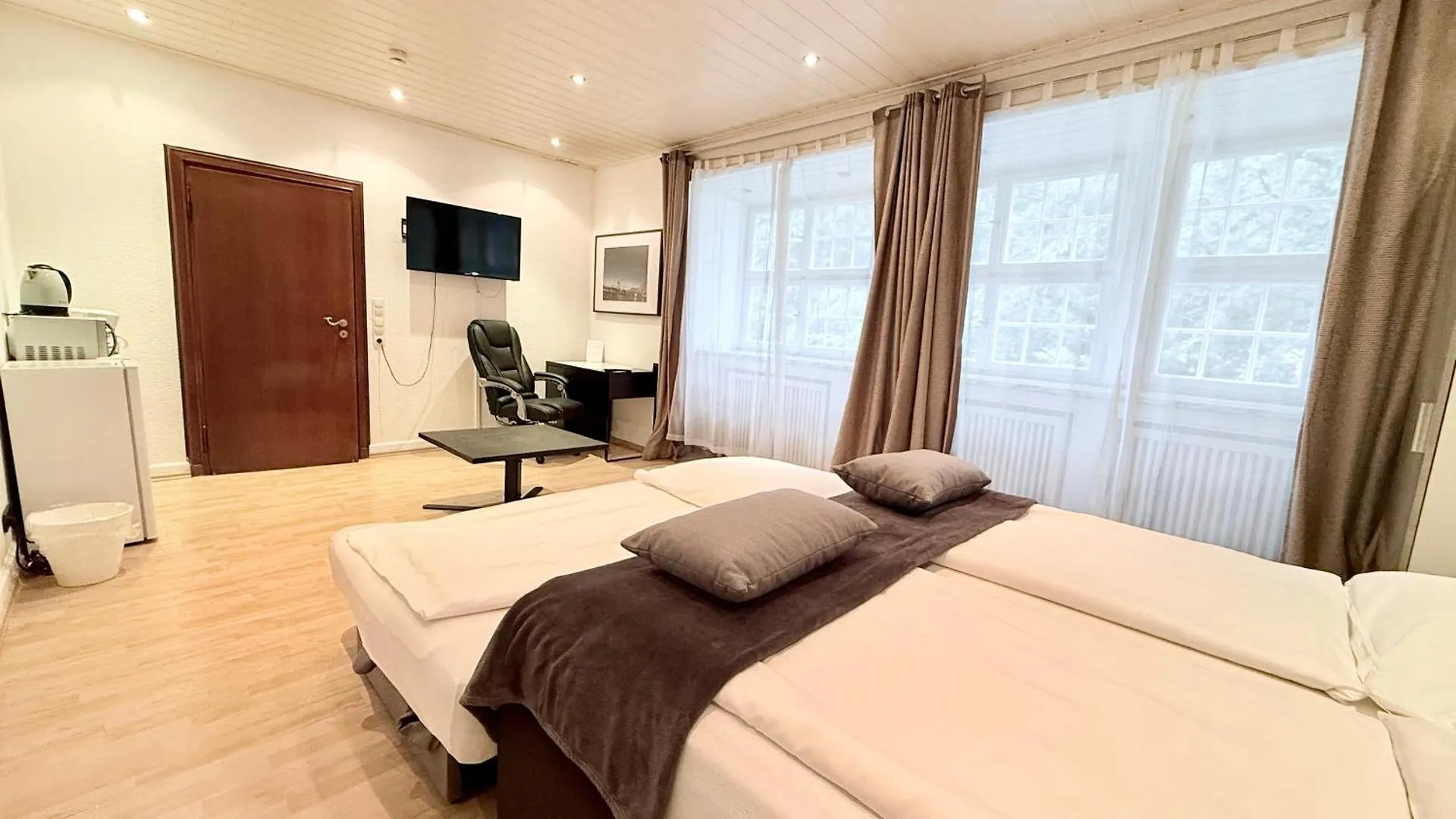Hotel Altstadthotel Hayk Am Rhein Cologne