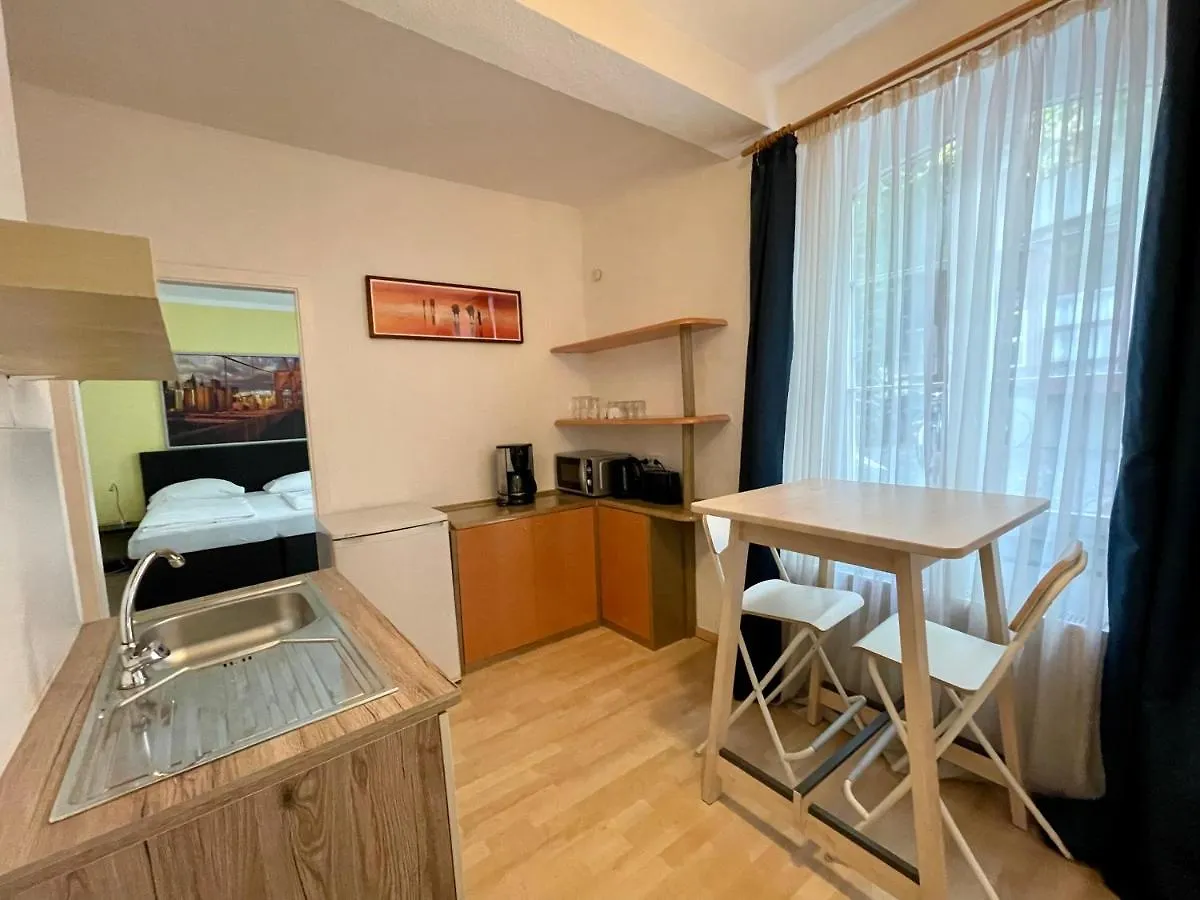 Altstadthotel Hayk Am Rhein Cologne 3*,  Germany