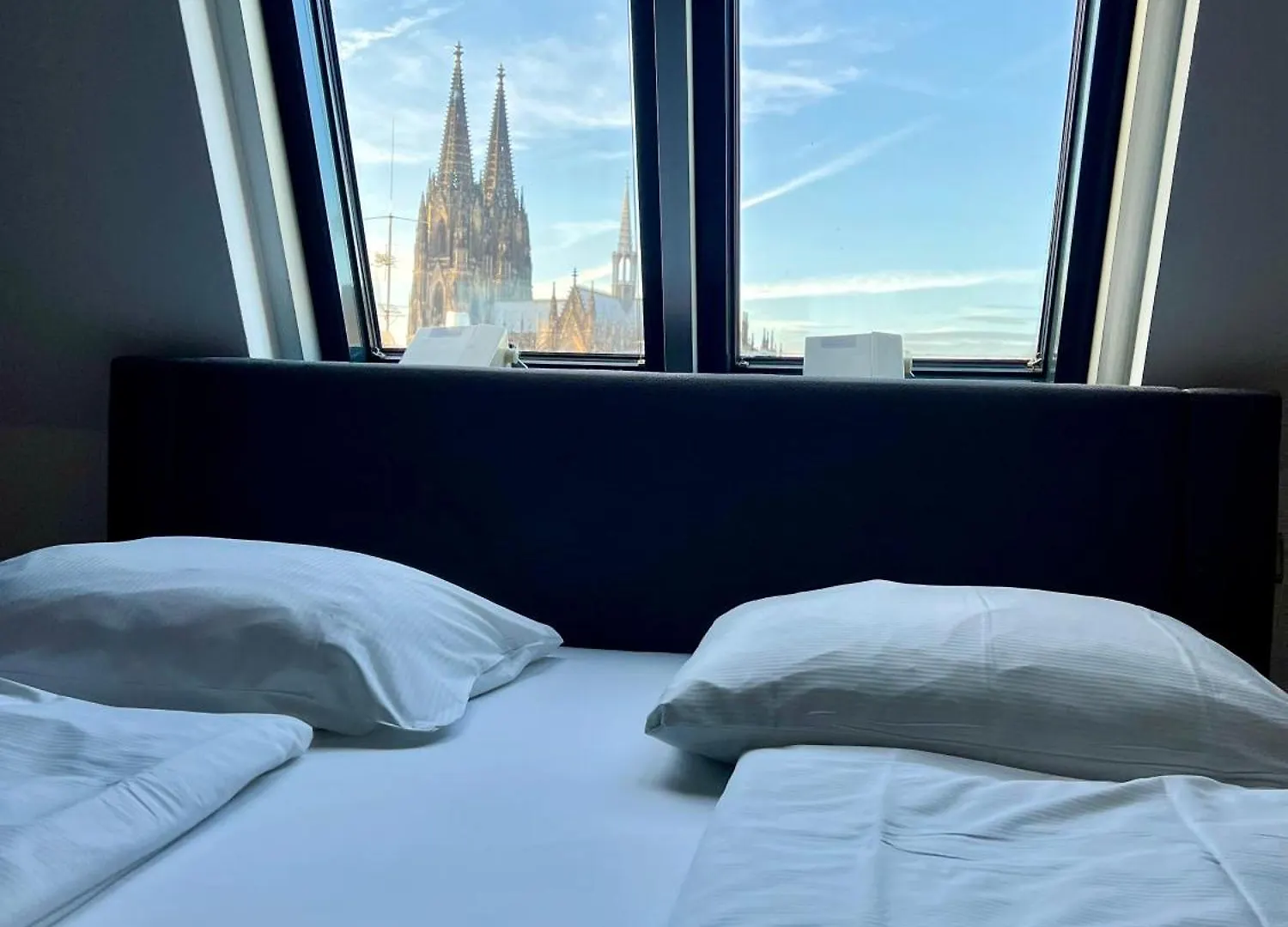 Altstadthotel Hayk Am Rhein Cologne