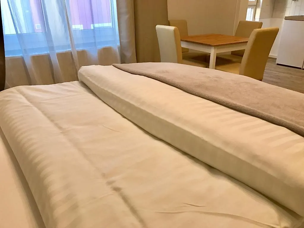 Hotel Altstadthotel Hayk Am Rhein Cologne