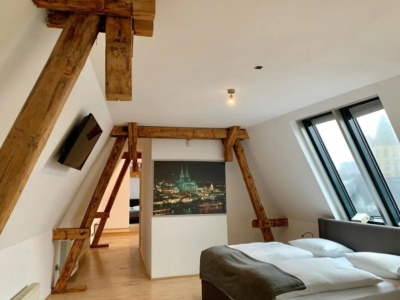 Hotel Altstadthotel Hayk Am Rhein Cologne