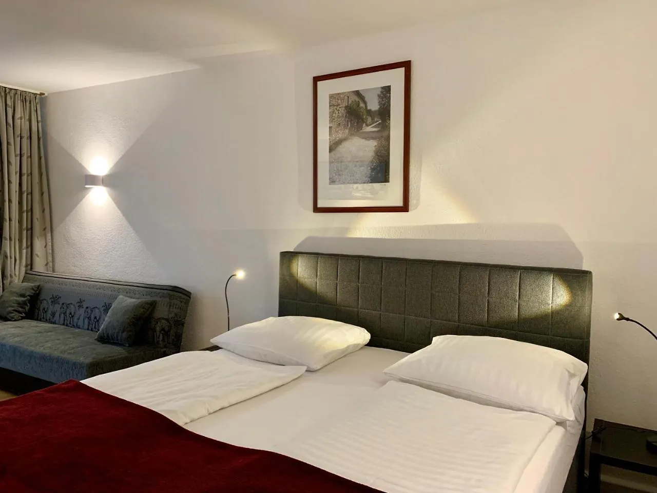 Hotel Altstadthotel Hayk Am Rhein Cologne